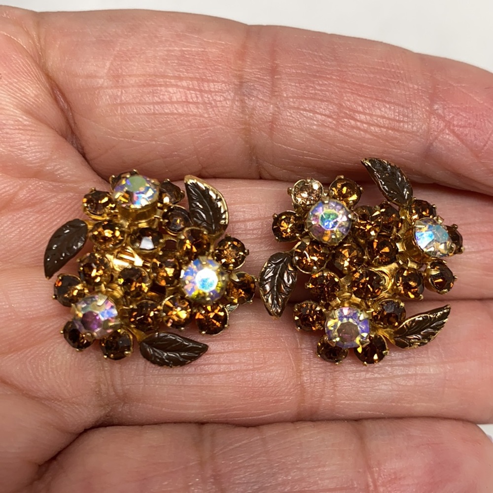 Vintage Weiss-NY clip on earrings